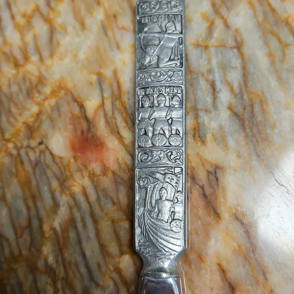 Vintage HEILAG OLAV Pewter Handled Serrated Cheese Server NORWAY TINN